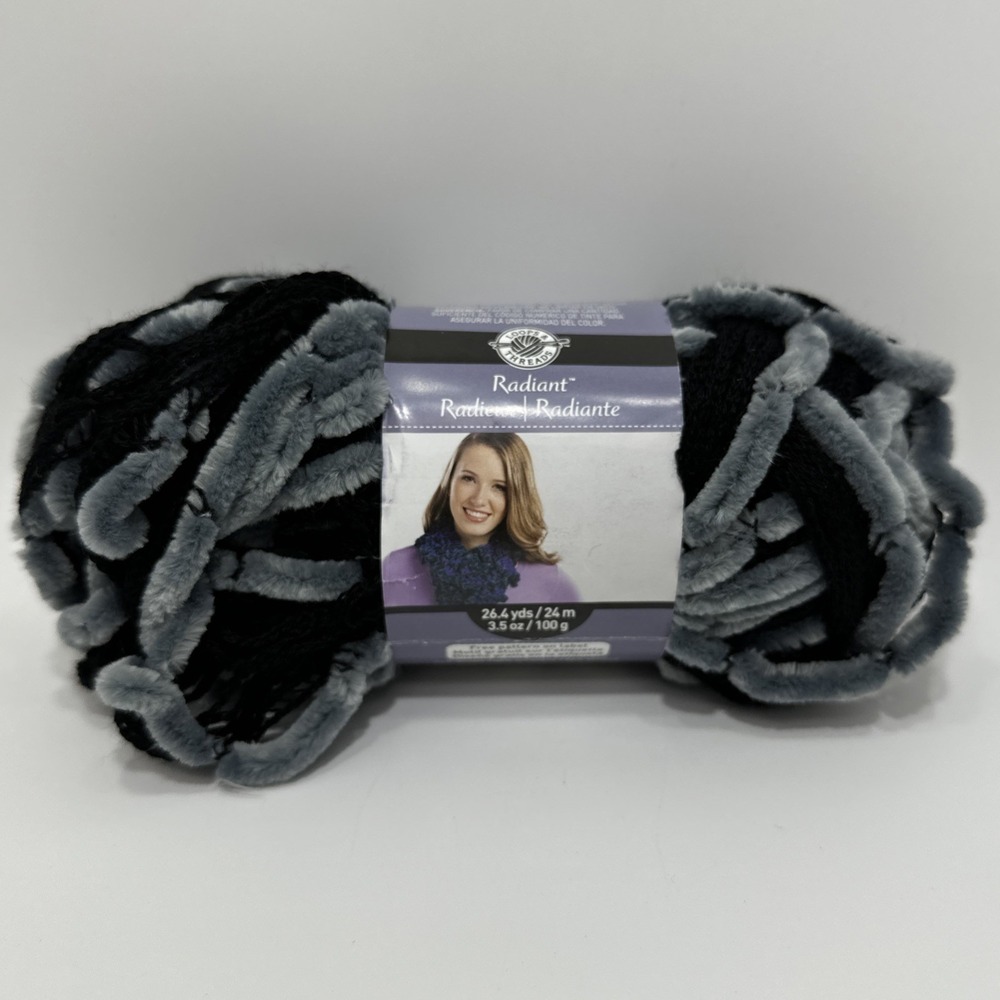 Loops & Threads Radiant Jumbo Yarn Shadow Black Multicolor 3.5 oz 26 Yards New